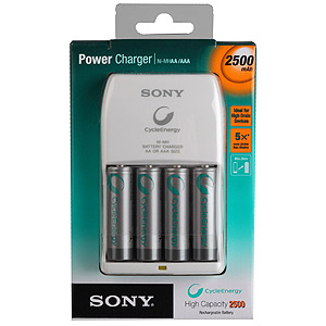 [BCG34HLD4E] Sony Power Charger+ 4 AA 2500mAh (10/640)
