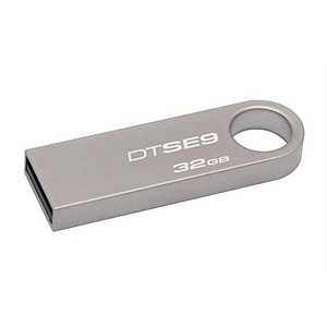 - Kingston 32 Gb DT SE9H Silver (10)