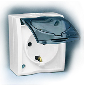 1594432-030 Simon Розетка 2Р+Е со шт. с кр. IP44, Бел (10)