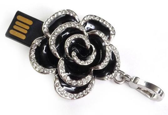 Флэш-диск QUMO 16 Gb Charm - Rose Black