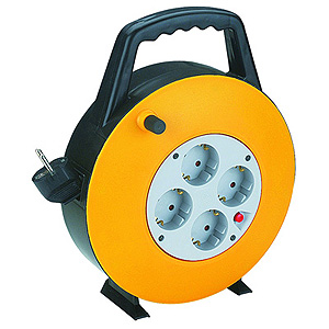 Удлин-ль силов ЭРА BP-4-3x1.0-20m пласт. бокс с зазем. 20м 4гн 3х1мм2 (5/120)