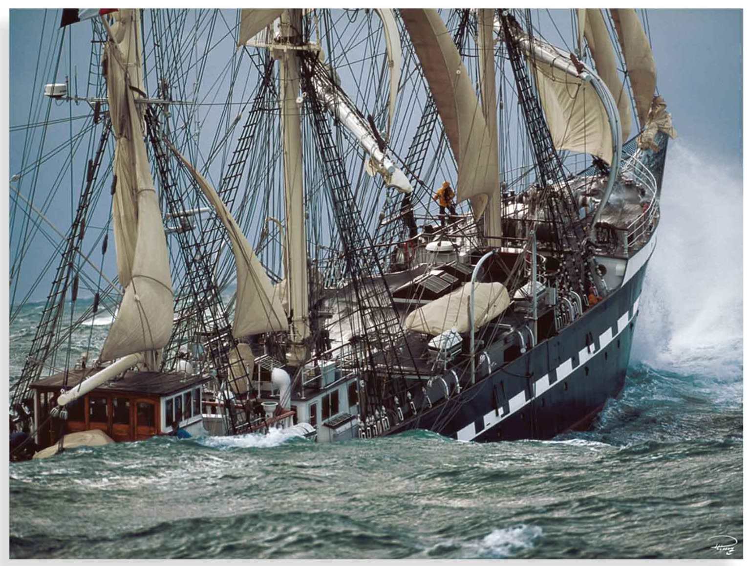 FP04033 Glass Art Belem Tall Ship 60x80cm (3)